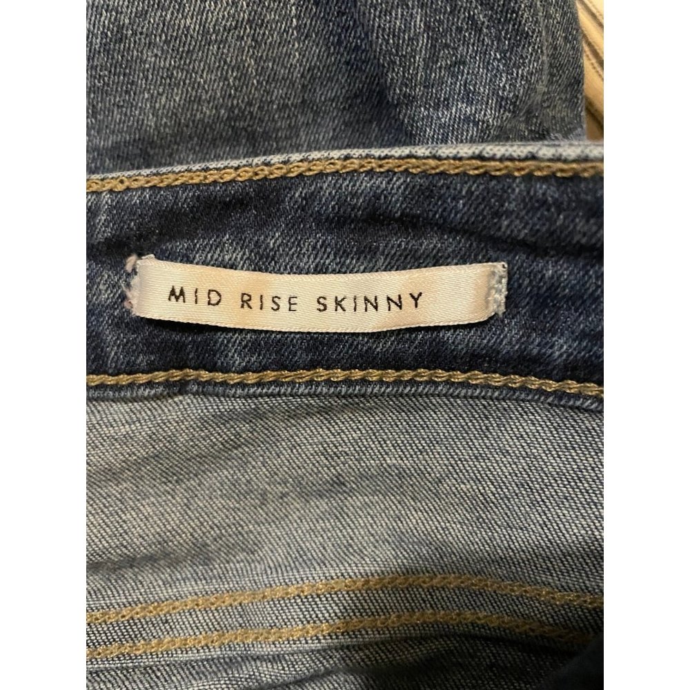 Guess Mid Rise Skinny Jeans - Picture 7 of 8